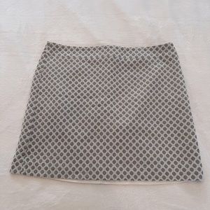 Loft skirt (back zipper)